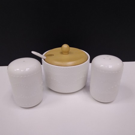 Набір для спецій Interos 3 предметів на дерев'яній підставці PJ02561