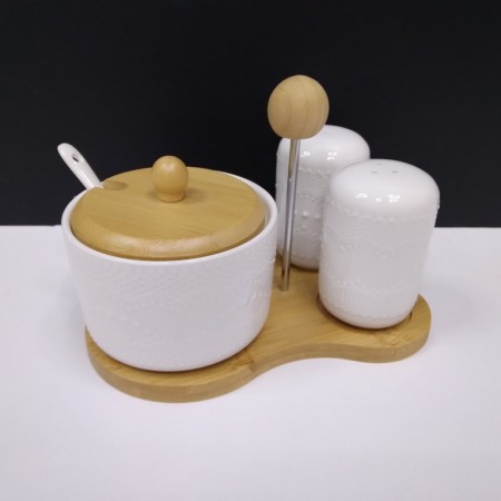 Набір для спецій Interos 3 предметів на дерев'яній підставці PJ02561