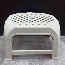 Табурет "Крихітка" біла троянда 30*20*20см (101065)