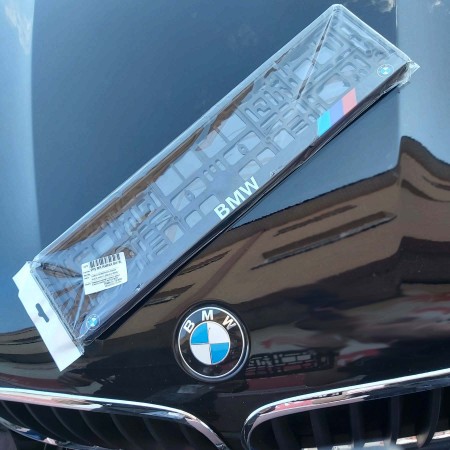  Рамка для номерного знака для чорний пластик BMW 1 шт 
