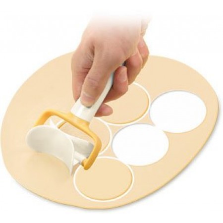 Ролик для вирізування тіста Baroness 10022