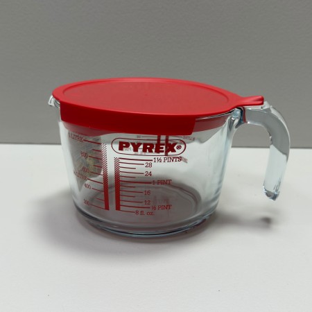Мірний стакан з кришкою 1 л Pyrex Classic 264P000/7046