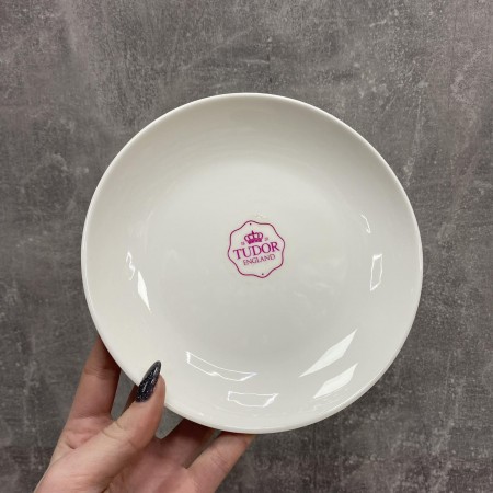 Тарілка пиріжкова 18 см Tudor Royal White TU2204-1