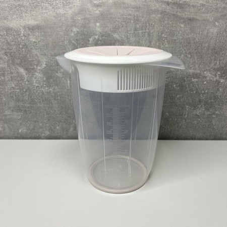 Ємність для змішування з кришкою пластикова  1 л Akay Plastik AK567