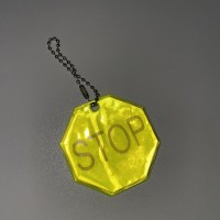Світловідбиваючий брелок "Stop" Stenson 38443-1 MIX