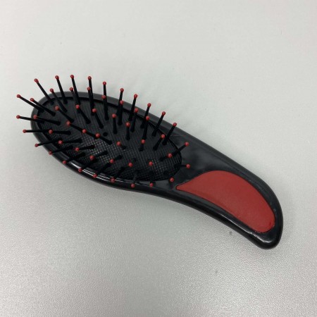 Розчіска пластикова для волосся Stenson Stenson 8580 чорна з червоним