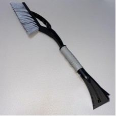 Щітка зі скребком автомобільна  для снігу та льоду 57,5 см Ucsan Plastik 2310 сіра