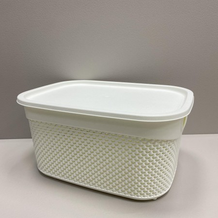 Корзина пластикова з кришкою 33*24*16,5 см 9 л Ucsan Plastik М-1164 біла