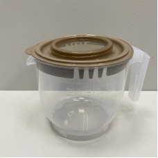 Ємність для змішування з кришкою пластикова 2,2 л Dunya Plastik 10200 прозора з коричневим