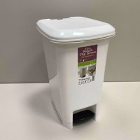 Контейнер для сміття пластиковий 40 л з педалькою Ucsan Plastik M-1056