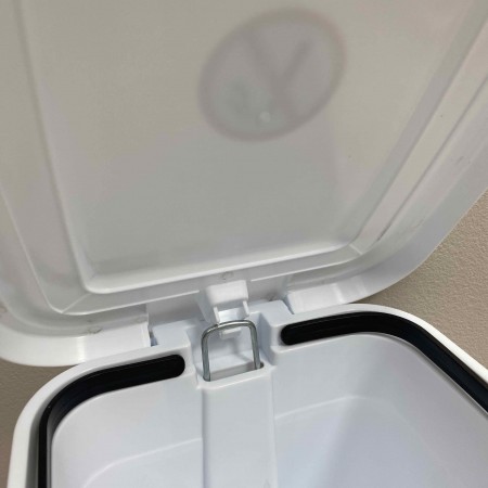 Контейнер для сміття пластиковий 8 л з педалькою Ucsan Plastik 344