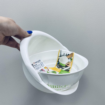 Друшляк з мискою пластиковий 24,3*22,2*10,2 см 1,8 л Ucsan Plastik M-223 білий