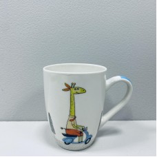 Чашка порцелянова 340 мл Звірятка на транспорті "Жираф" Vittora VT-C-120340