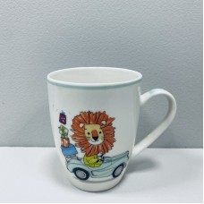 Чашка порцелянова 340 мл Звірятка на транспорті "Лев" Vittora VT-C-120340