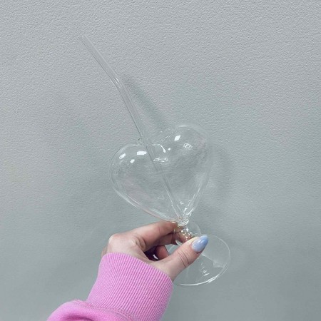 Келих скляний для коктейлів "Серце" зі скляною трубочкою 230 мл A-Plus 3251