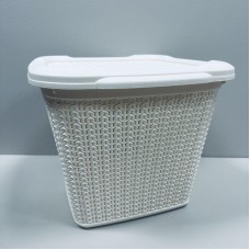 Корзина пластикова з кришкою 30,5*32*25 см 15 л Ucsan Plastik М-071 бежева