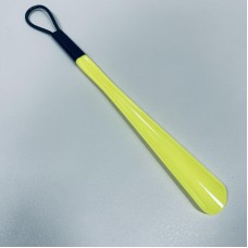 Ложка для взуття пластикова 48 см з петлею для підвішування A-Plus 5023 жовта
