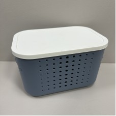 Корзина пластикова з кришкою 26,9х18,7х16 см 6,2 л Lova Plastik LV-351 блакитна