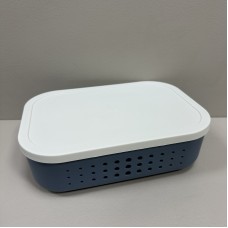 Корзина пластикова з кришкою 26,9х18,7х8 см 3,2 л Lova Plastik LV-352 блакитна