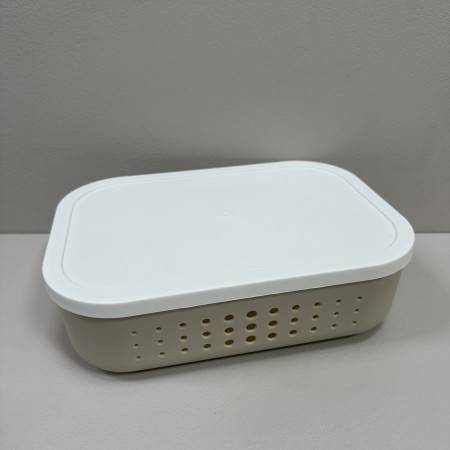 Корзина пластикова з кришкою 26,9х18,7х8 см 3,2 л Lova Plastik LV-352 бежева