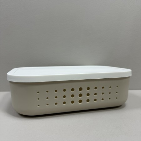 Корзина пластикова з кришкою 26,9х18,7х8 см 3,2 л Lova Plastik LV-352 бежева