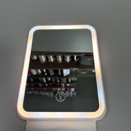 Дзеркало косметичне акумуляторне з LED-підсвіткою в чохлі 19,5х14,5х1 см 3 режими A-Plus 2 Р-16 (10365) біле