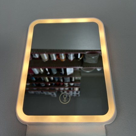 Дзеркало косметичне акумуляторне з LED-підсвіткою в чохлі 19,5х14,5х1 см 3 режими A-Plus 2 Р-16 (10365) біле