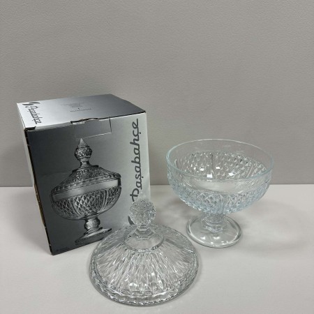 Цукорниця скляна з кришкою на ніжці h-25 см, d-15.4 см Pasabahce Diamond 97242