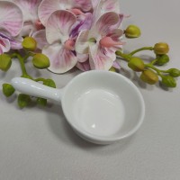 Салатник-соусник з ручкою порцеляновий "Білий дім" d-6 см Olens 102-1111