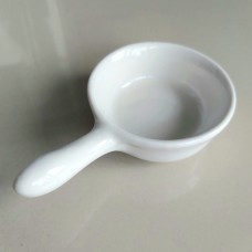 Салатник-соусник з ручкою порцеляновий "Білий дім" d-6 см Olens 102-1111