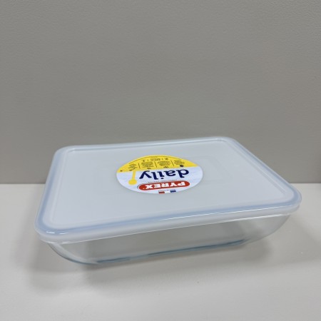 Форма скляна з пластиковою кришкою 2,2 л 25х20х8 см прямокутна Pyrex Daily 343P000 / 3646