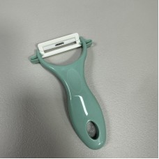 Овочечистка керамічна горизонтальна Ardesto Fresh AR2101GE світло-зелена