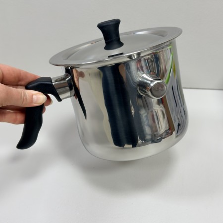 Молочник з нержавіючої сталі з кришкою та зі свистком 1,5 л Maestro MR-1698