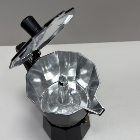 Гейзерна кавоварка алюмінієва на 6 чашок A-Plus 3082 чорна