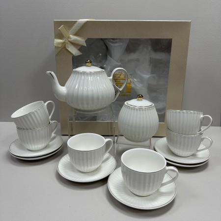 Чайний сервіз порцеляновий в подарунковій упаковці 14 предметів "Франческа" (чайник 750 мл, цукорниця 420 мл, чашка 230 мл, блюдце d-13,5 см) S&T 18044-00