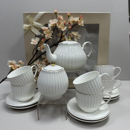 Чайний сервіз порцеляновий в подарунковій упаковці 14 предметів "Франческа" (чайник 750 мл, цукорниця 420 мл, чашка 230 мл, блюдце d-13,5 см) S&T 18044-00