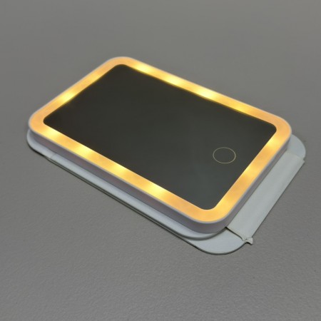 Дзеркало косметичне акумуляторне з LED-підсвіткою в чохлі 19х13х1,8 см 3 режими A-Plus M003 біле