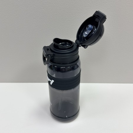 Пляшка для води пластикова з ємністю для льоду 850 мл Ardesto Urban AR2285UB чорна