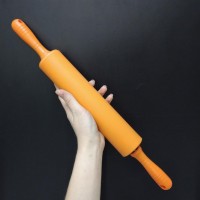 Скалка для розкочування тіста A-PLUS силіконова 45 см оранжева